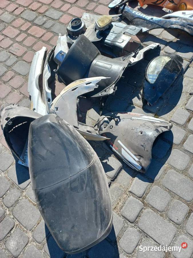 KOMPLET PLASTKÓW DO CHINSKICH SKUTERÓW Lipno
