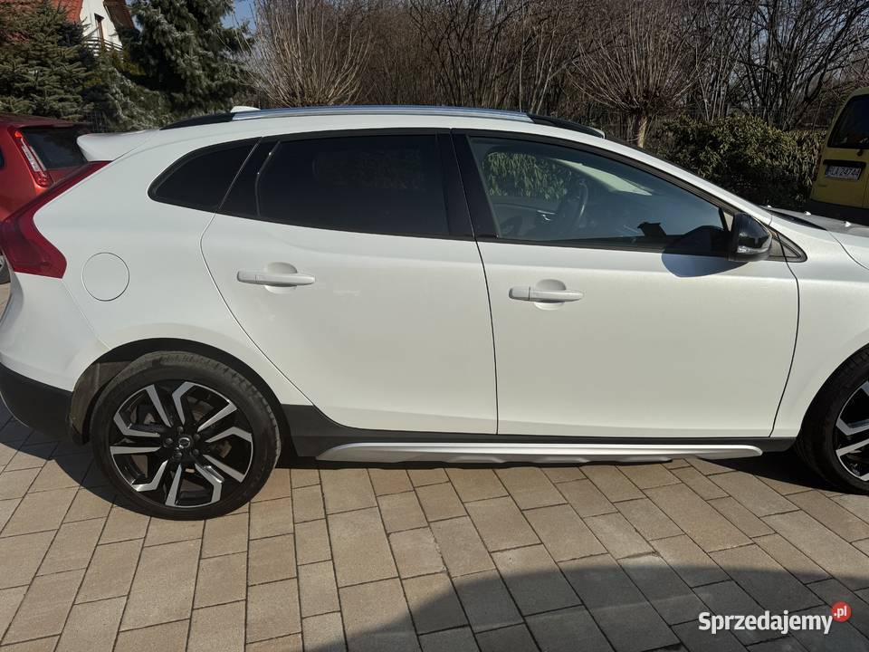 Volvo V40 Cross Country D3 150 Salon Polska Łańcut sprzedam