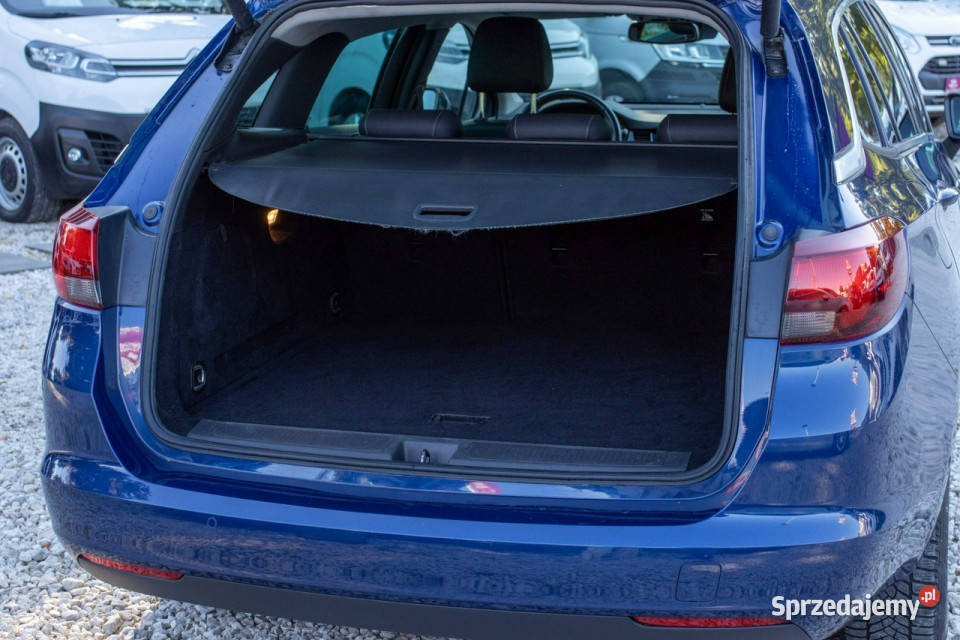 Opel Astra Sports Tourer Salon Bezwypadkowy K kurtyny powietrzne Warszawa
