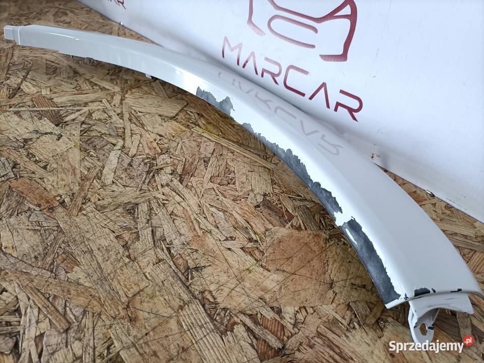 PORSCHE CAYENNE 7P5 LISTWA BŁOTNIKA PRAWY PRZÓD Pleszew