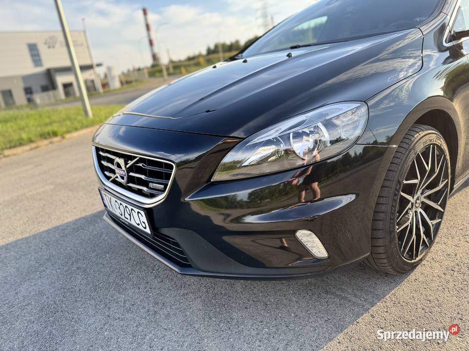 Volvo V40 D4 2014r serwis ASO pierwszy hak Volvo Kielce