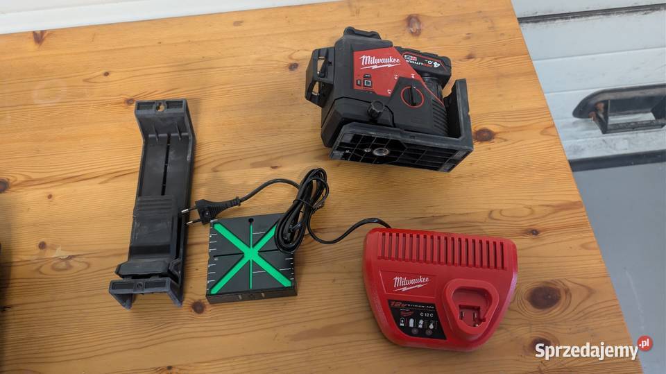 Laser krzyżowy akumulatorowy Milwaukee M12 3 wielkopolskie Turkowice