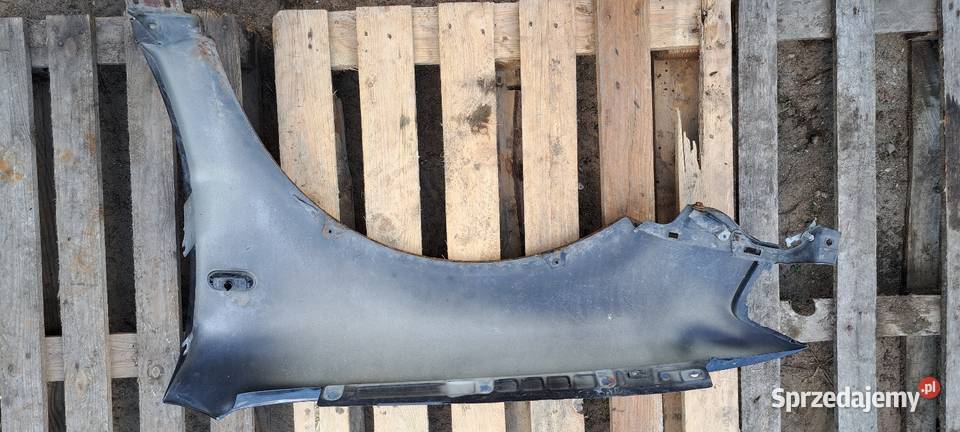 Błotnik prawy przedni VW Passat B5 1998r Luzino