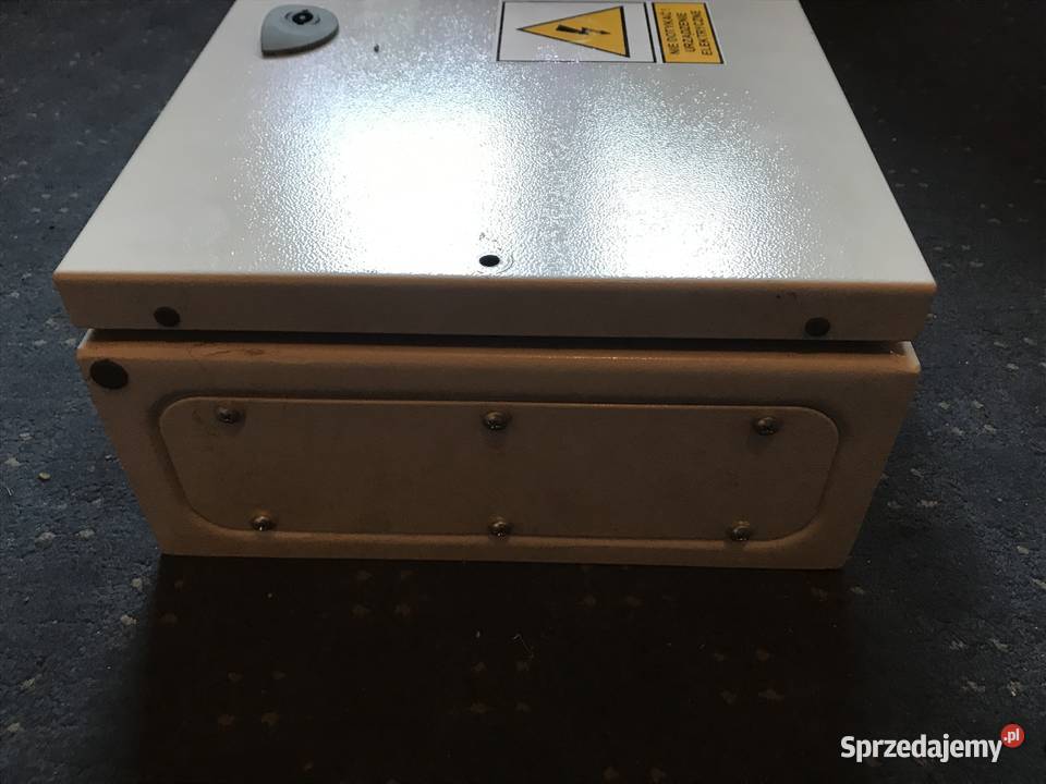 Skrzynka elekryczna IP 66 używana 30 x 40 x 16 Wrocław