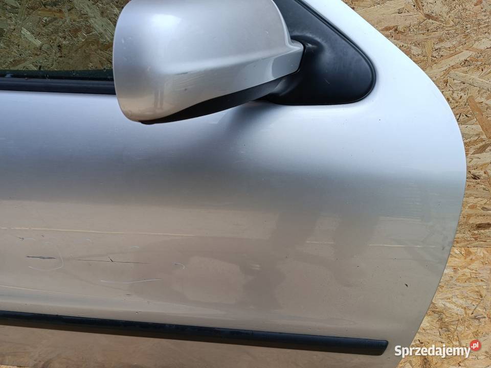 SEAT TOLEDO 2 II DRZWI PRZÓD PRAWY PRAWA KOD LAK osobowe wielkopolskie Słowikowo