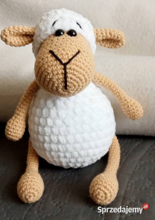 Owieczka wykonana na szydełku Łask