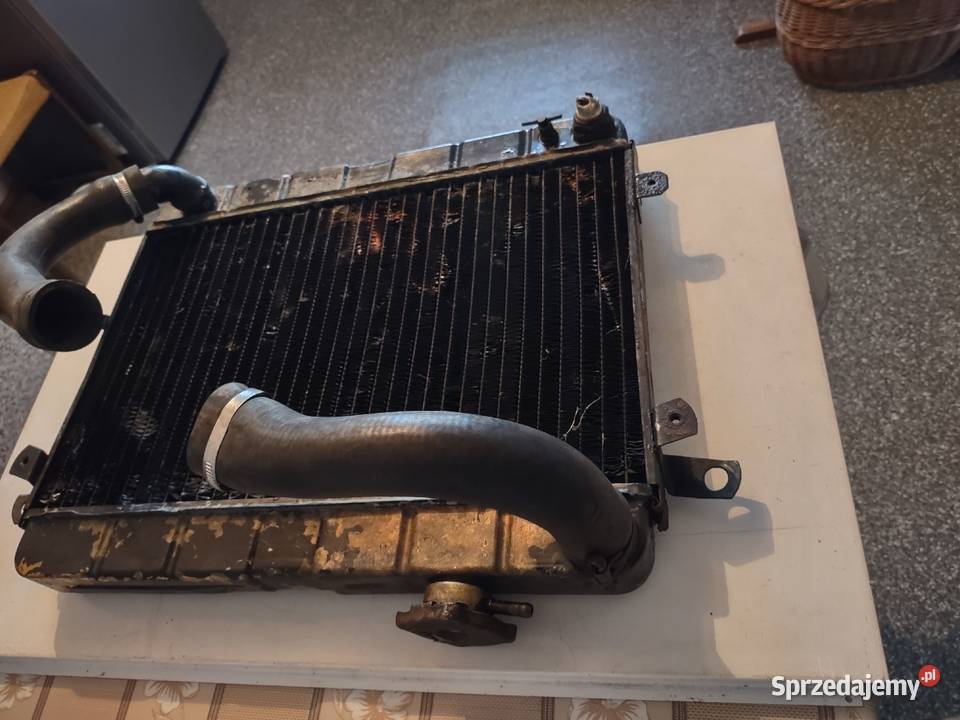 FIAT 125P FSO POLONEZ CHŁODNICA ZABYTKOWA