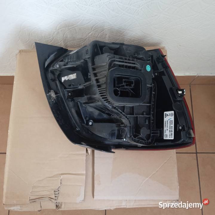VW polo 6r LIFT lampy tylne orginaVW polo osobowe Lampy tylne Wrocław