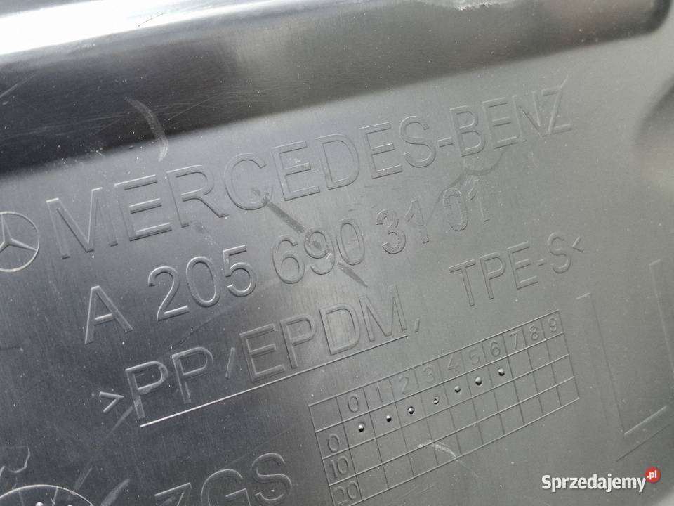 MERCEDES BENZ CKLASA W205 NADKOLE LEWY PRZÓD Bieleń