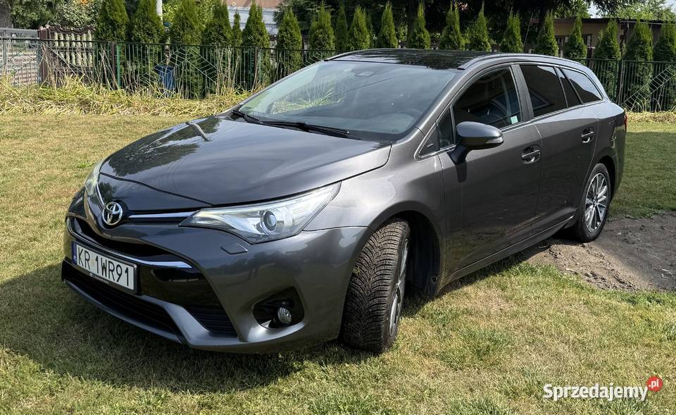 Sprzedam Toyota Avensis III 18 Prestige MS Rok produkcji 2015 małopolskie