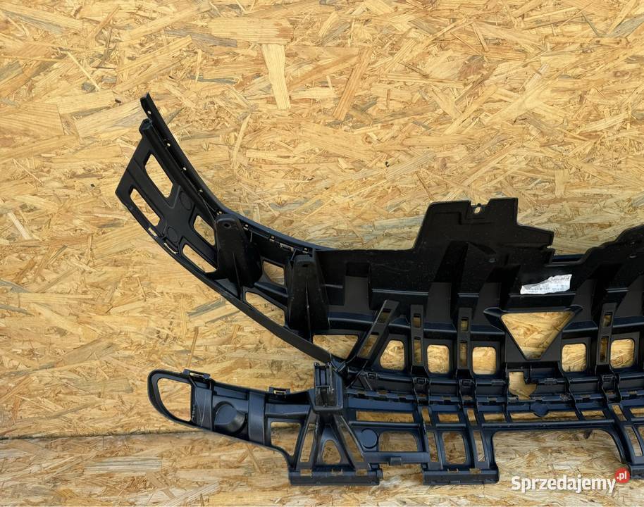 Wzmocnienie zderzaka przód stelaż maskownica osobowe Motoryzacja Międzychód