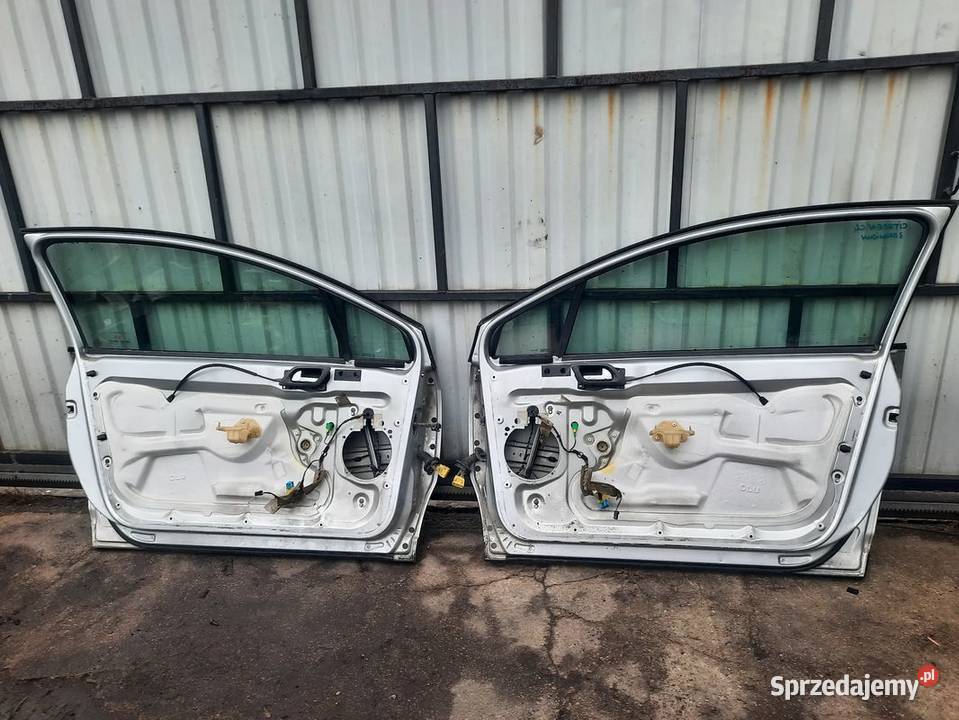 CITROEN C4 I 3D 04 DRZWI PRAWE LEWE osobowe Drzwi Włoszczowa sprzedam