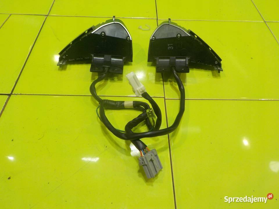 NISSAN JUKE I F15 11r 5D przelacznik kierownicy Suków sprzedam