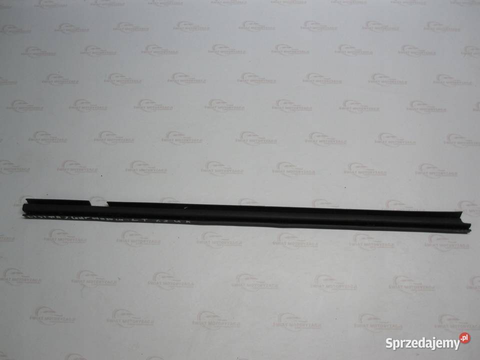 DACIA SANDERO II LIFT 20r listwa zgarniająca