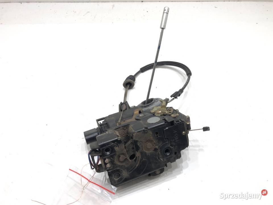 ZAMEK DRZWI PRAWY PRZÓD VW BORA Kombi 9905