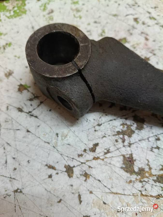 Pedał sprzęgła MF Do ciągników Płock