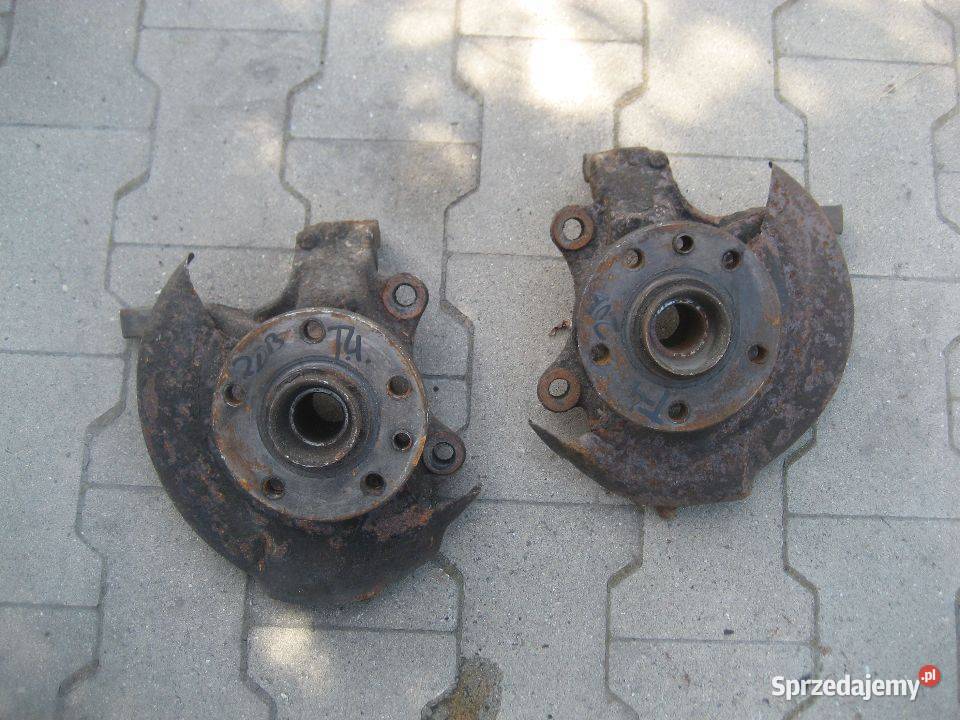 vw t4 20 benzyna 9095r zwrotnica prawa lewa Pozostałe Rakoniewice
