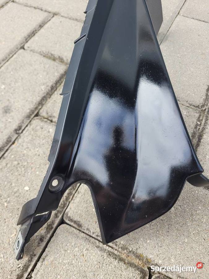 Aprilia TUONO V4 1100 rsv rs4 osłona wlot boczny Plastiki