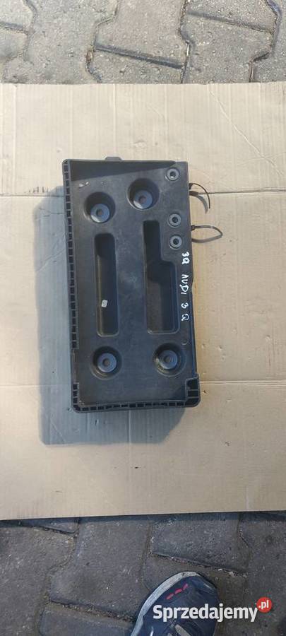 Podstawa akumulatora AUDI Q3 PASSAT B8 3Q0804869