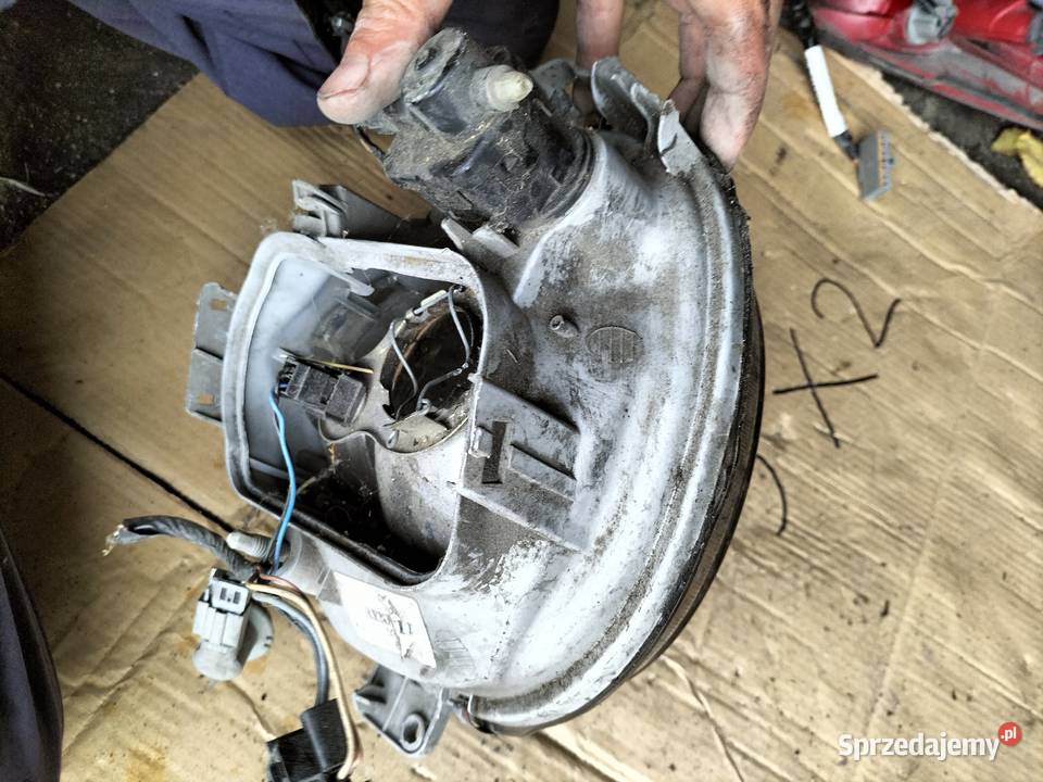 LAMPA PRZÓD PRZEDNIA TWINGO Kamień-Kolonia