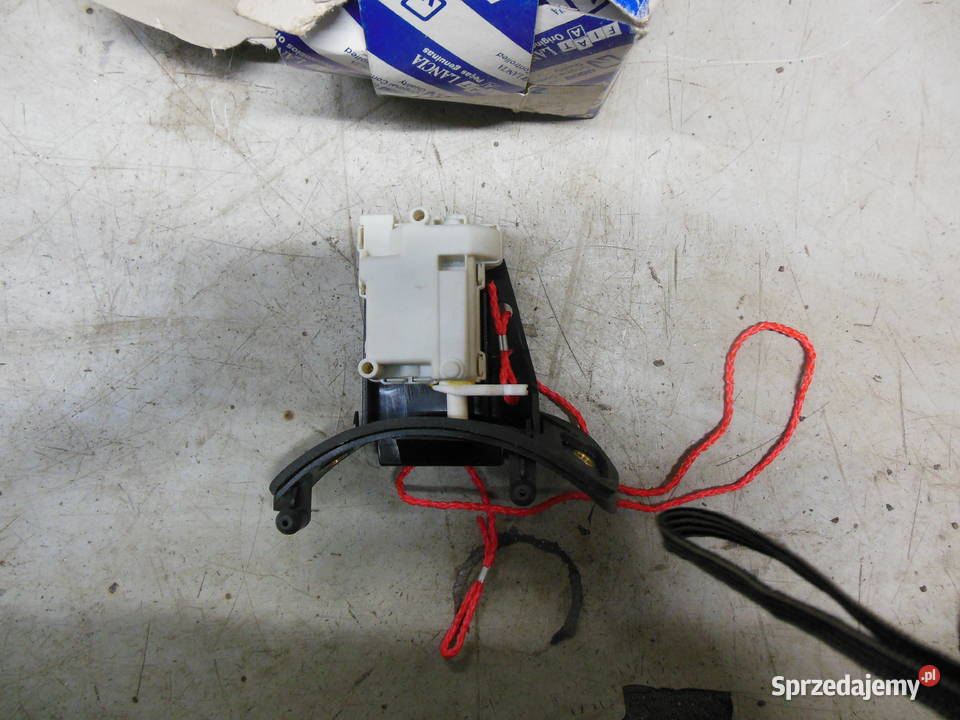 Zamek pokrywy wlewu paliwa STILO 0107 OR Kozy sprzedam