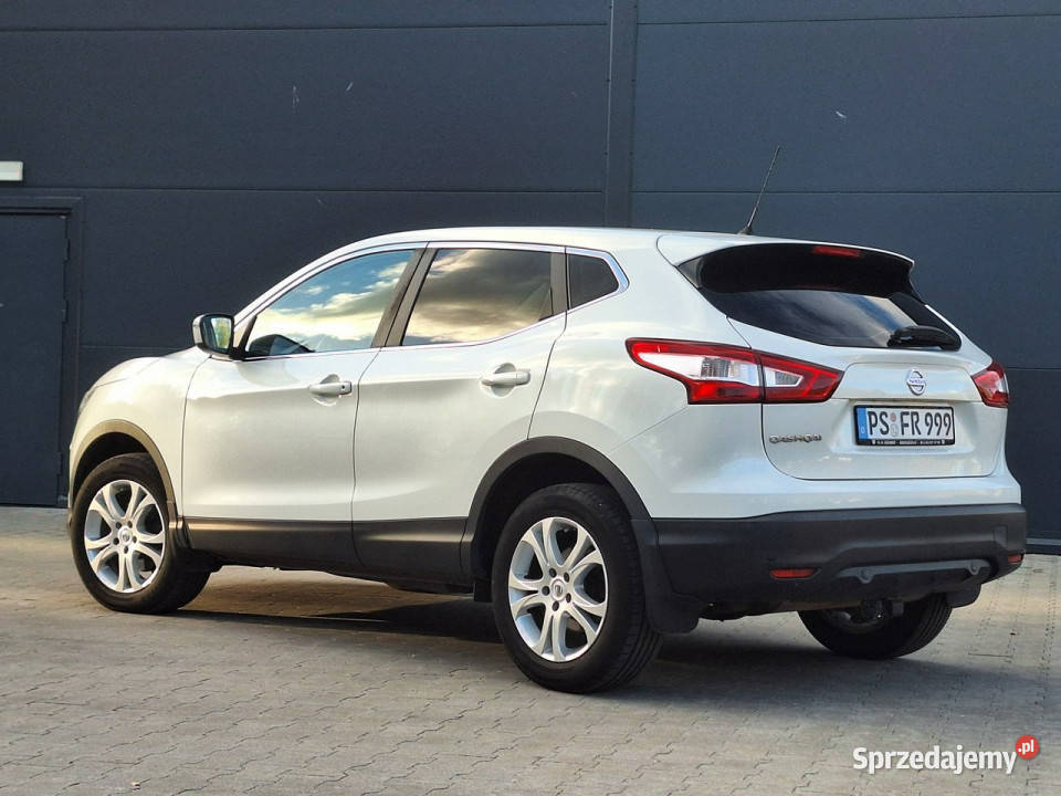 Nissan Qashqai benzyna 16T 163 STAN iDEALNY gniazdo USB Olsztyn sprzedam