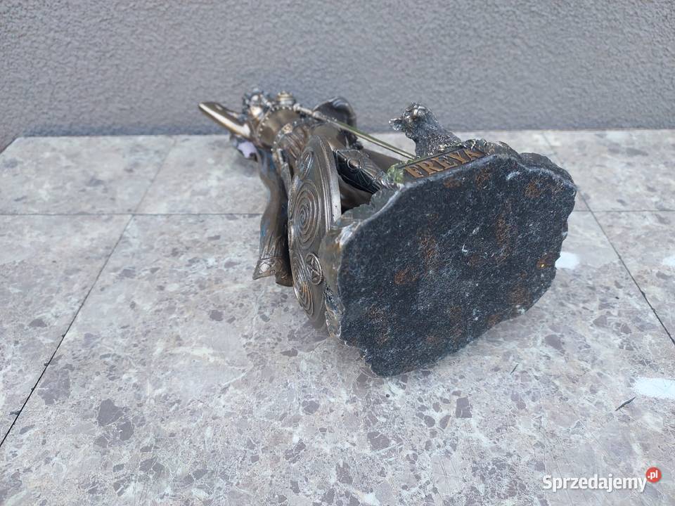 Figurka bogini nordycka Freya żywica 26 Figurki i rzeźby Tczew