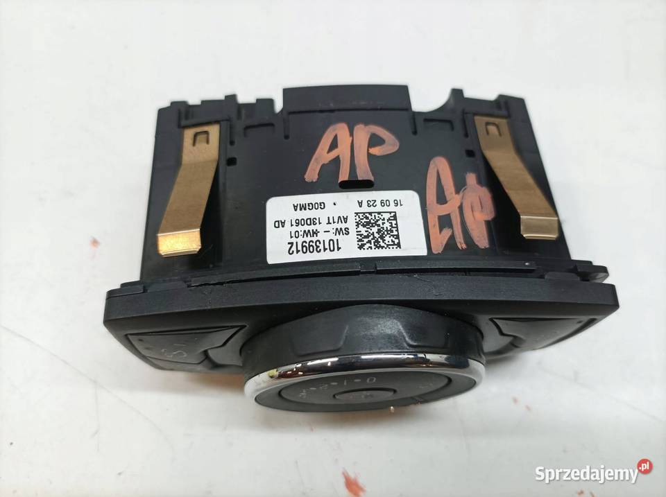 PRZEŁĄCZNIK ŚWIATEŁ AV1T13D061AD Ford Tourneo