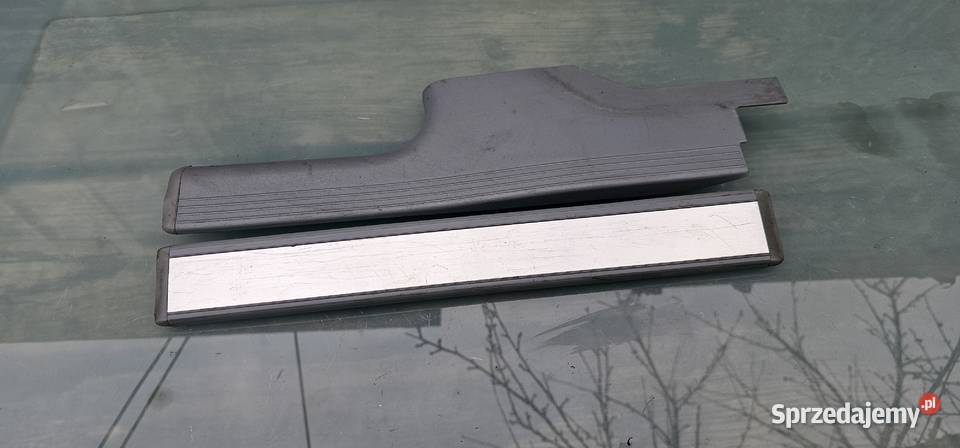 Listwa progowa lewy tył mercedes w210 sedan Rok produkcji 1999