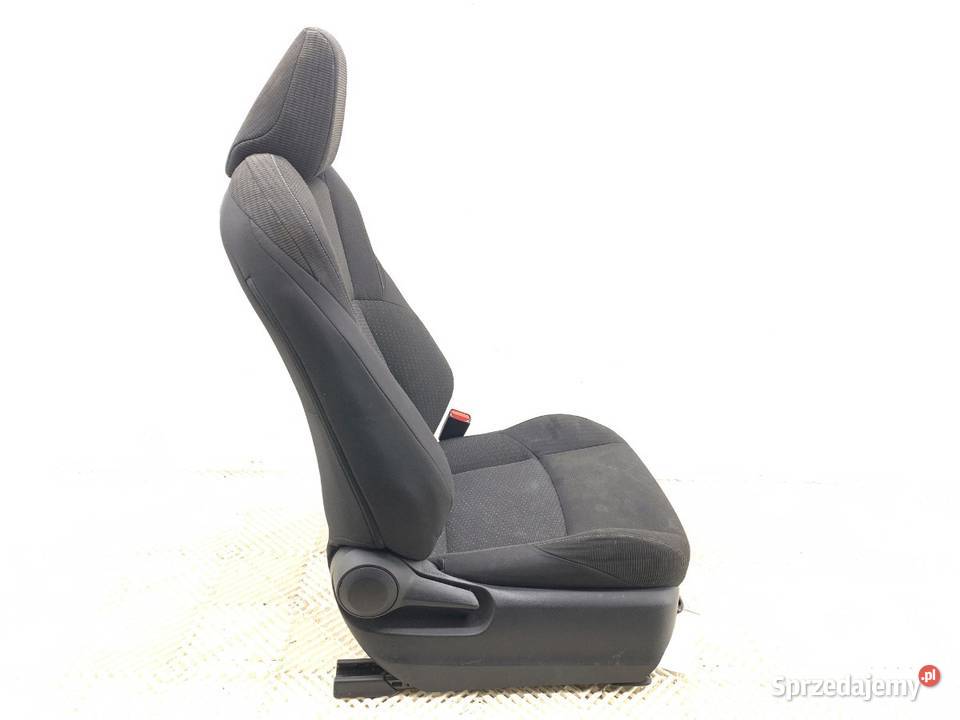 FOTEL PRAWY PRZÓD TOYOTA CHR Crossover SIEDZENIE podkarpackie