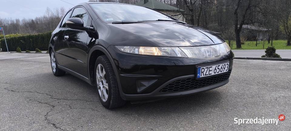 Honda Civic VIII UFO sprowadzony