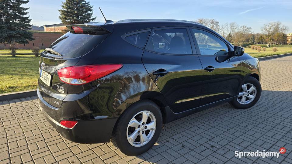 HYUNDAI ix35 20 136 4x4 Exclusive 1włNavi Skóra sprzedam