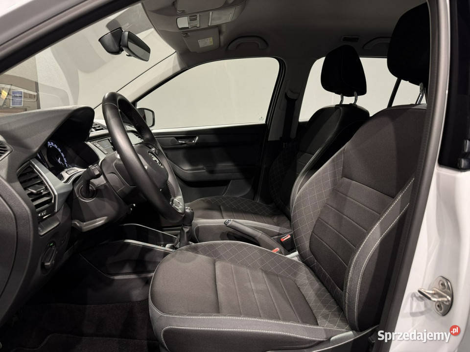 koda Fabia VAT 23 Ambition 10TSI 95 M5 2022 r światła LED Myślenice sprzedam