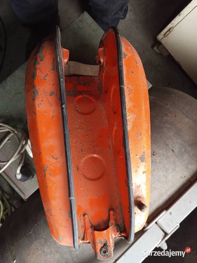 Wsk zbiornik paliwa bak wąski katedra łódzkie Dzietrzniki