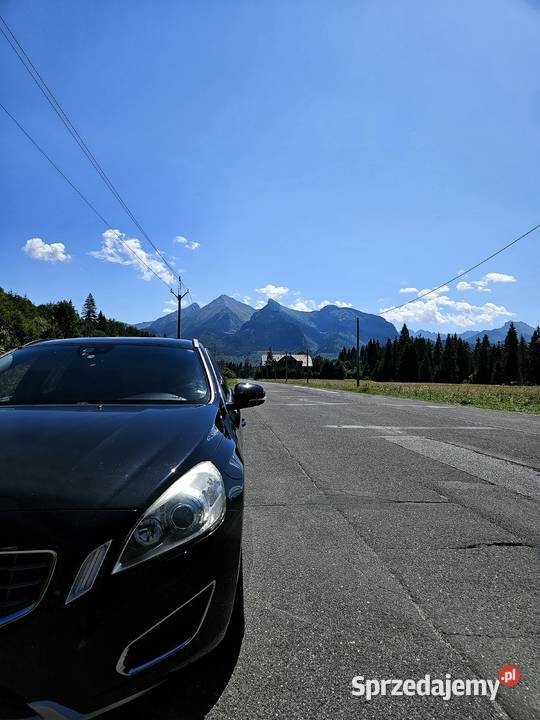 VOLVO V60 16 150 T3 Samochody osobowe