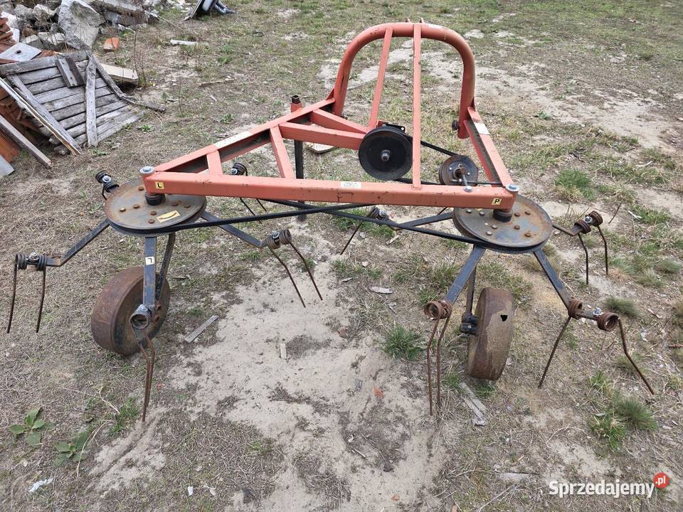 Przetrząsarka karuzelowa pająk Czerwona Wola