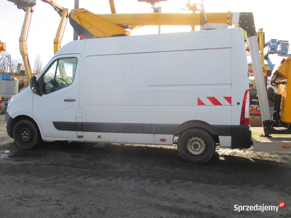 Podnośnik koszowy Klubb K32 na vanie Renault Pleszew