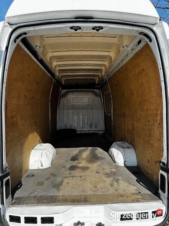 Renault Master 3 L4H3 23 dCi 146 2012