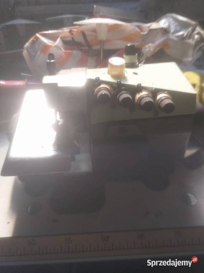 Sprzedam maszynę overlock