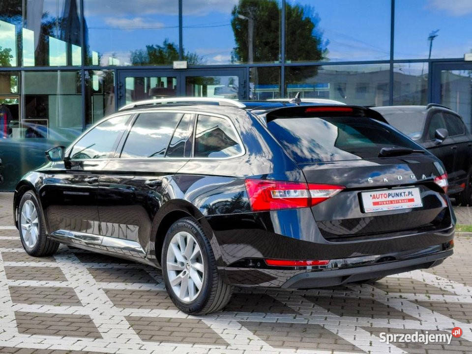 Skoda Superb 2022r FV23 LED BLIS