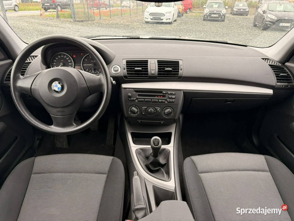 BMW 116 16i 116 87 zadbana nowy rozrząd E87 Rok produkcji 2005 Wrocław sprzedam