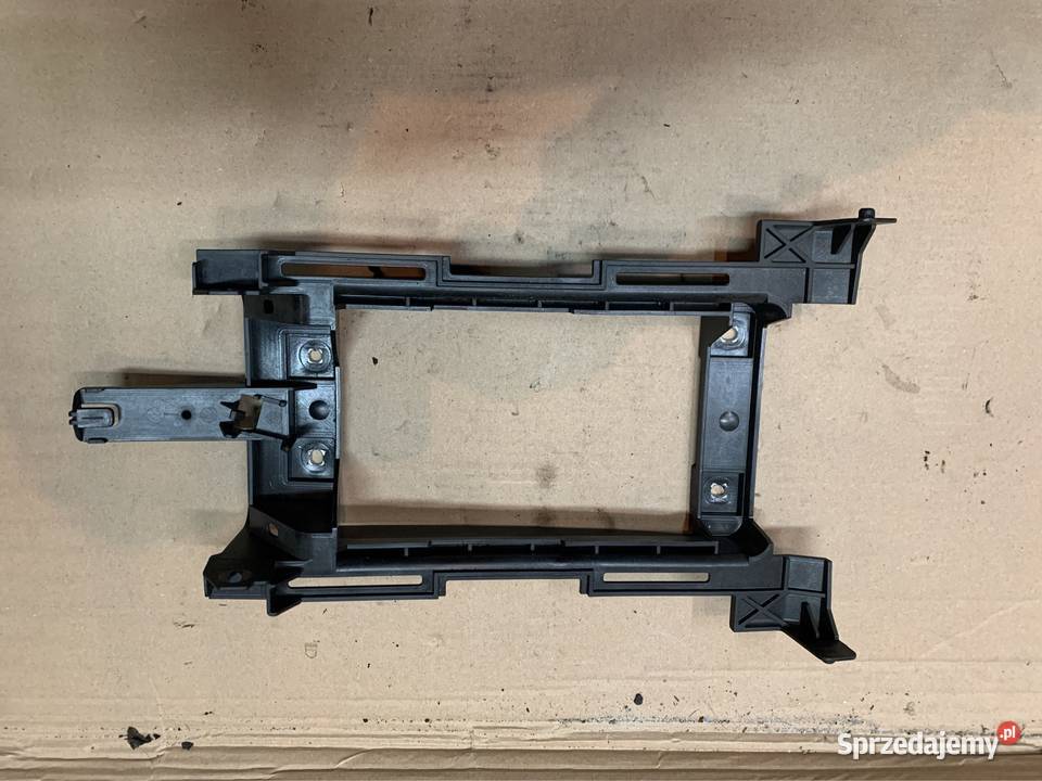 Wspornik mocowanie tunelu 8K0863531A audi a5 8T Wyposażenie wnętrza Szczecin