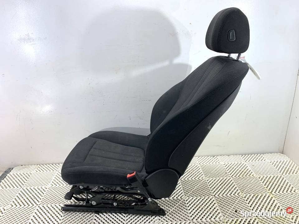 FOTEL PRAWY PRZÓD BMW G30 SedanLimuzyna