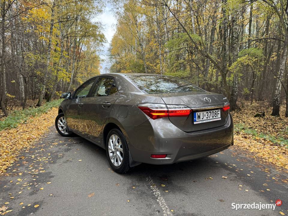 Toyota Corolla 2016 Salon 1 WŁ Nowości lakier metallic Corolla Warszawa
