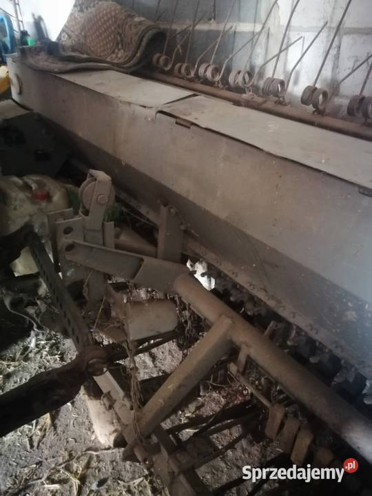 Siewnik zawieszany 270m Siewniki i sadzarki Zbęchy-Pole