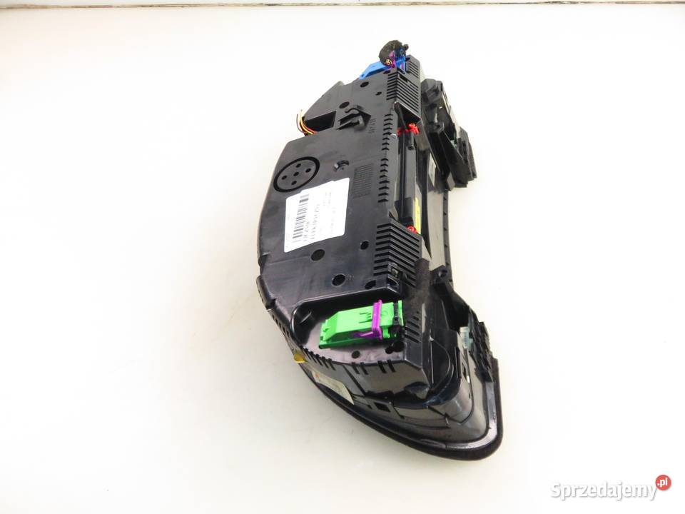 LICZNIK AUDI A4 B7 20 TDI 16V BLB 8E0920931D osobowe