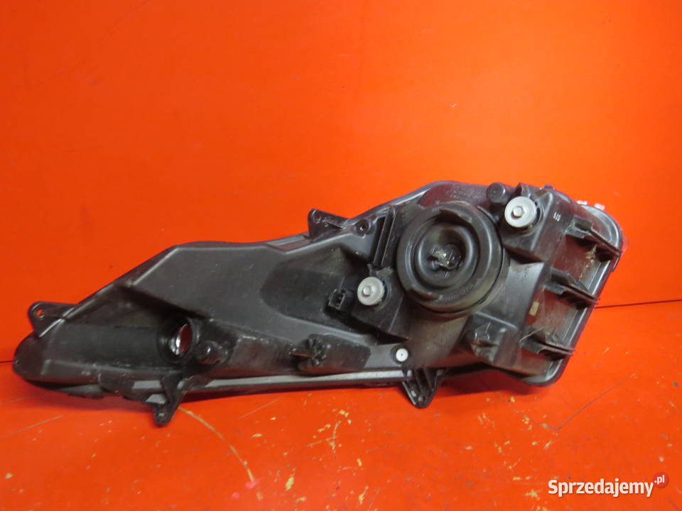 SUZUKI BURGMAN 400 250 07 k7 lampa przód Reflektory i halogeny Warszawa