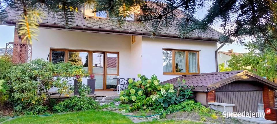 Gotowy dom z miejscem na działalność gospodarczą Liczba pokoi 6 Skierniewice