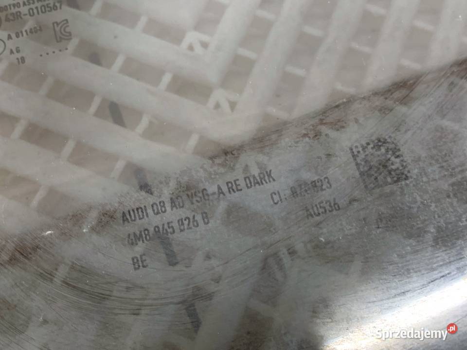 SZYBA PRAWY TYŁ PODWÓJNA AUDI Q8 SUV 4M8845026B