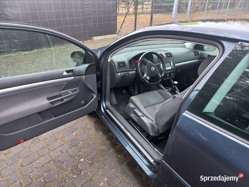 Sprzedam Volkswagen Golf 5 Hatchback pomorskie Chojnice